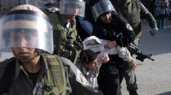 Izraeli arreston tetë palestinez në Bregun Perëndimor