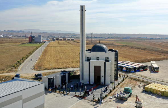 Inaugurohet xhamia e re në Prishtinë